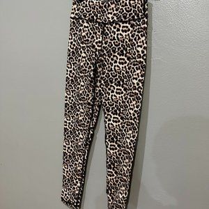 ZYIA Leopard Brilliant Scrunchy